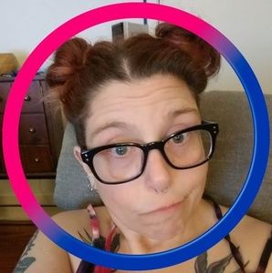 Meet your Posher, Suzanne